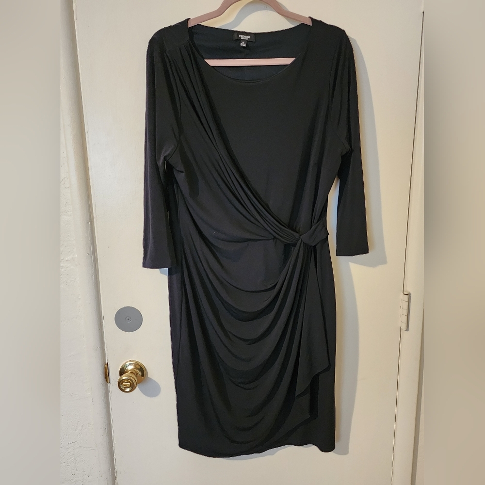 Women's black stretchy dress